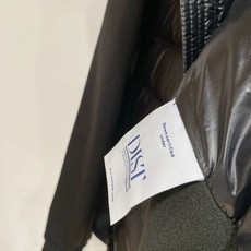 Moncler 盟可睐(蒙口)2026FW秋冬专柜最新款连帽针织拼接羽绒服 全套原版五金辅料,拉链、定制拉链头、袖臂刺绣 Moncler 盟可睐(蒙口)2026FW秋冬专柜最新款连帽针织拼接羽绒服 全套原版五金辅料,拉链、定制拉链头、袖臂刺绣