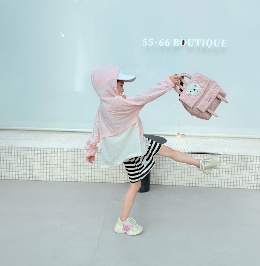 Chanel Summer Sunscreen: Elegant, Functional Technology for a Stylish Summer Look. - 图片 5