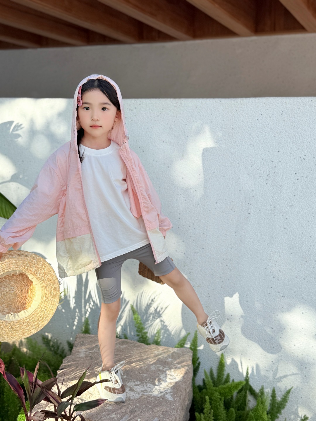 Chanel Summer Sunscreen: Elegant, Lightweight, Functional Technology for Summer Run. - 图片 3