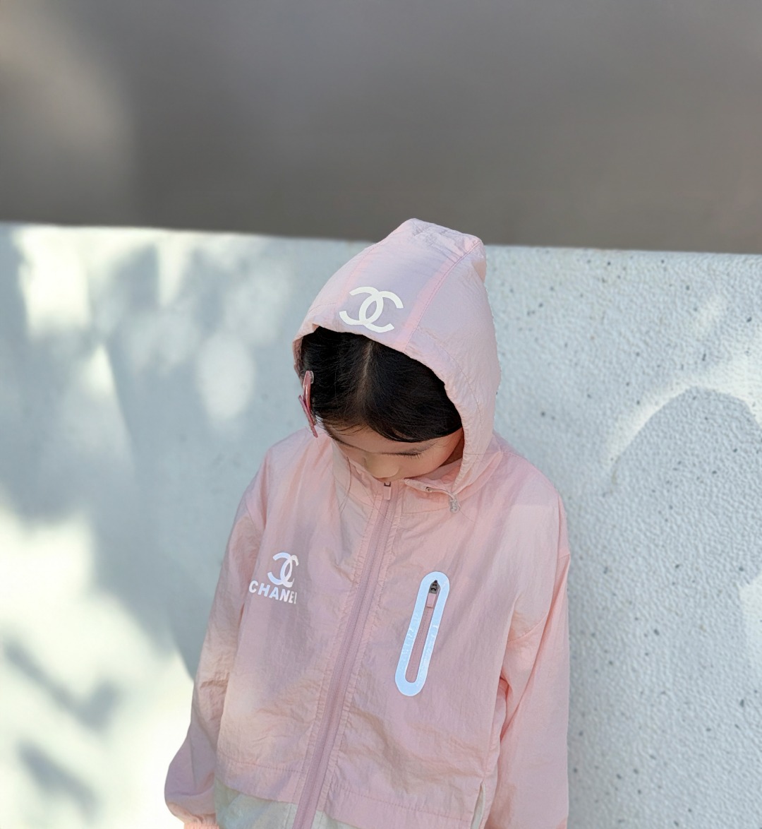 Chanel Summer Sunscreen: Elegant, Lightweight, Functional Technology for Summer Run. - 图片 7