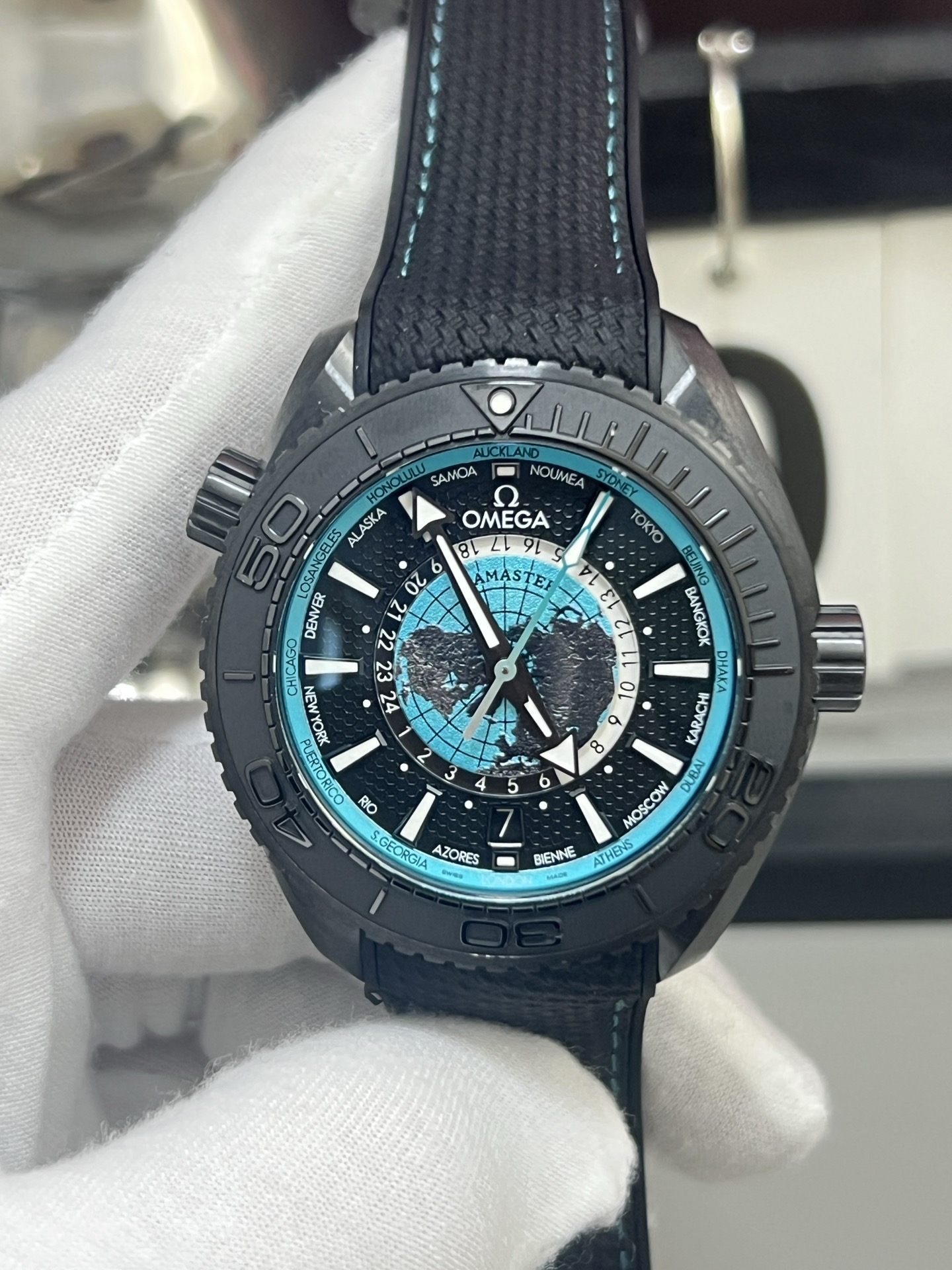 NO:741960,VS Seamaster black ceramic world time, Tiffany blue, integrated movement!  ,,tiffany19860909VS海马黑陶瓷世界时,蒂芙尼蓝,一体机芯！,,tiffany,Watch