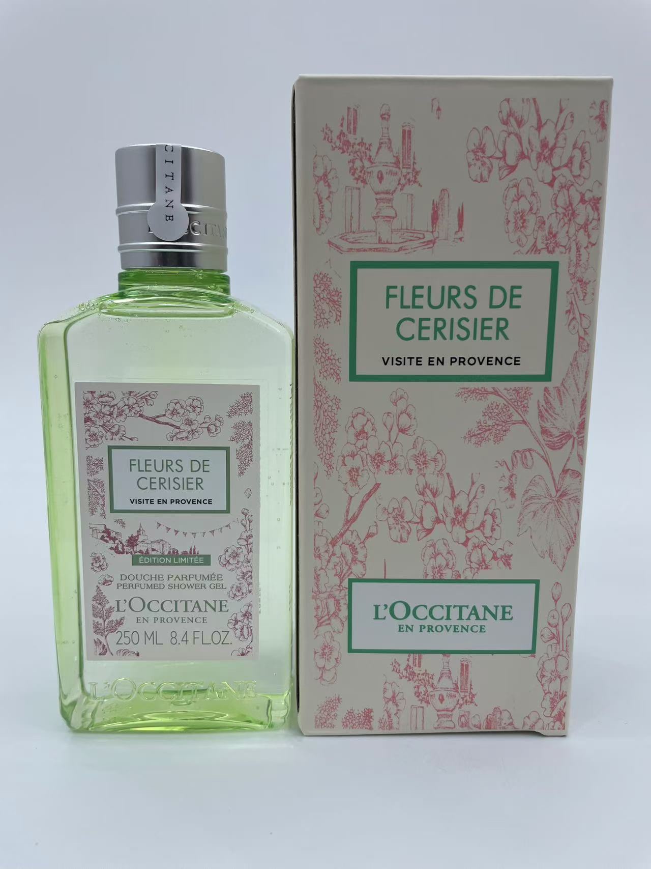 专/50💰
欧舒丹青提恋樱身体乳250ml
欧舒丹青提恋樱沐浴露250ml