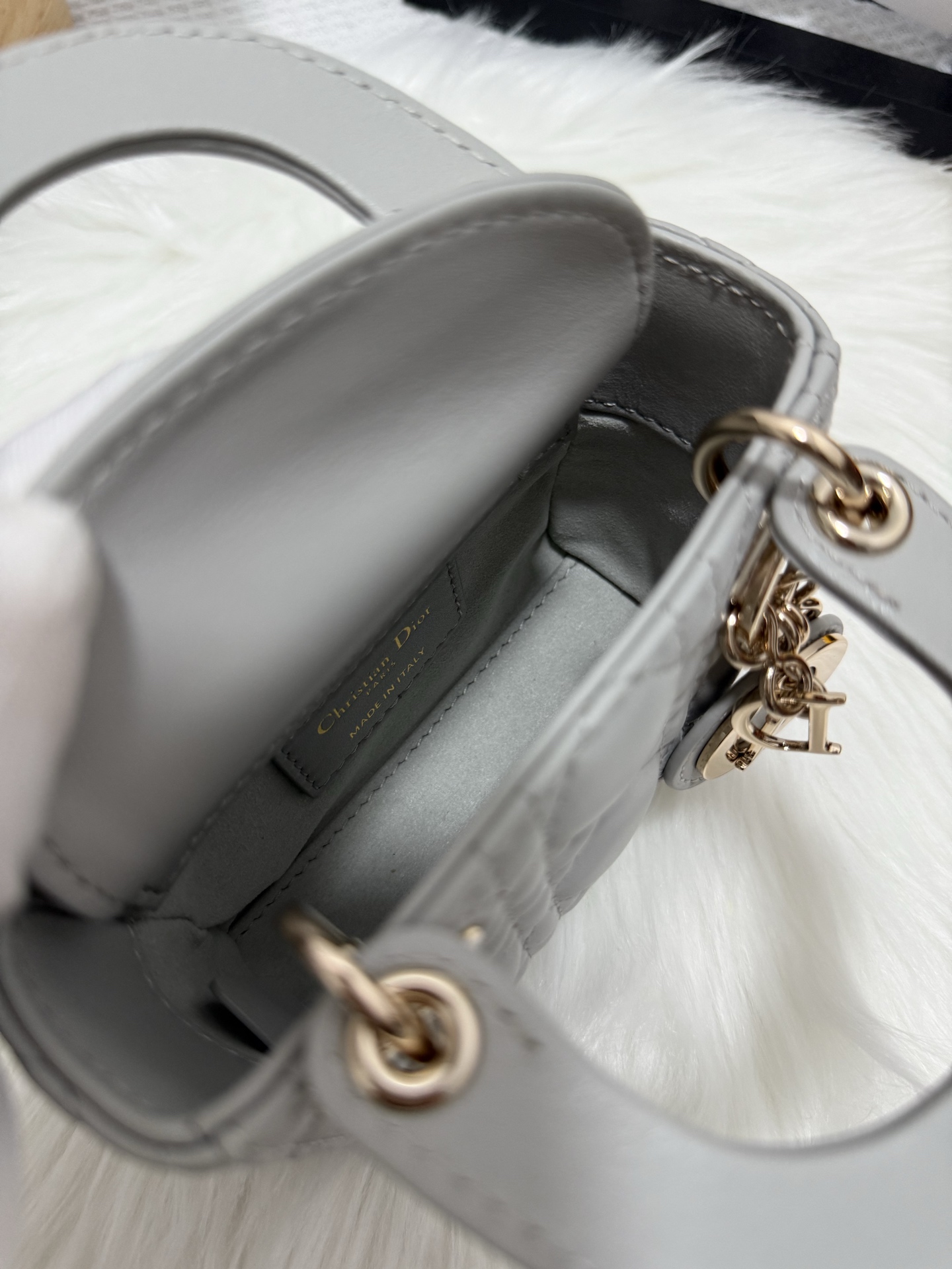 Lady Micro Bag, Gray Lambskin Mini Bag, Chic and Versatile 7 i1747582201671 7920 0 5
