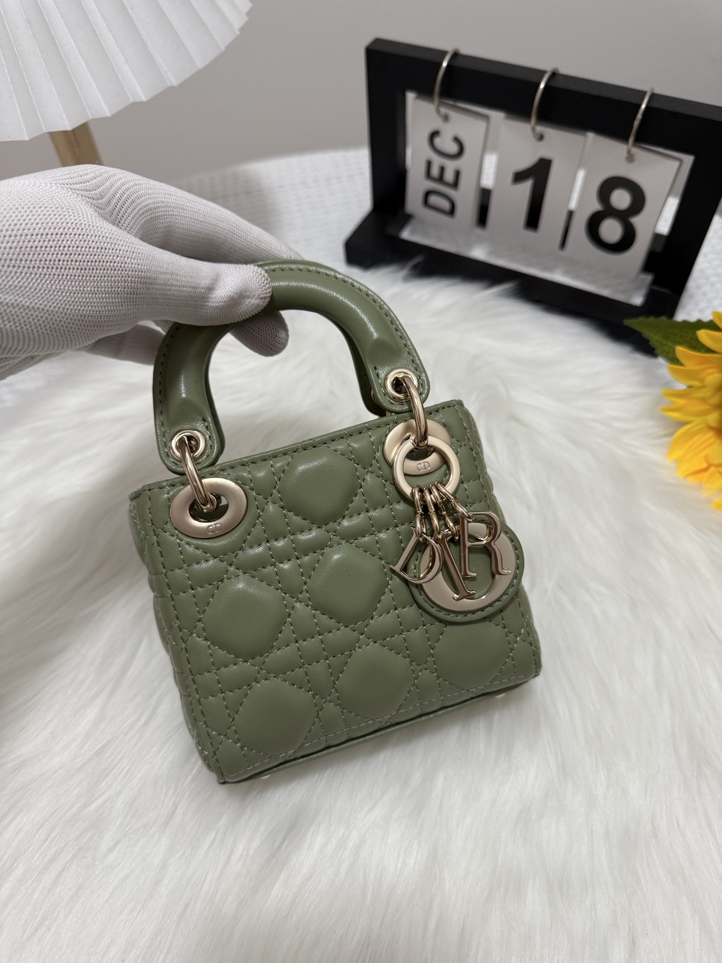 Dior Lady Micro Bag Lambskin Mint Green - Iconic Design, Compact Size 2 i1747582372162 6986 0 0