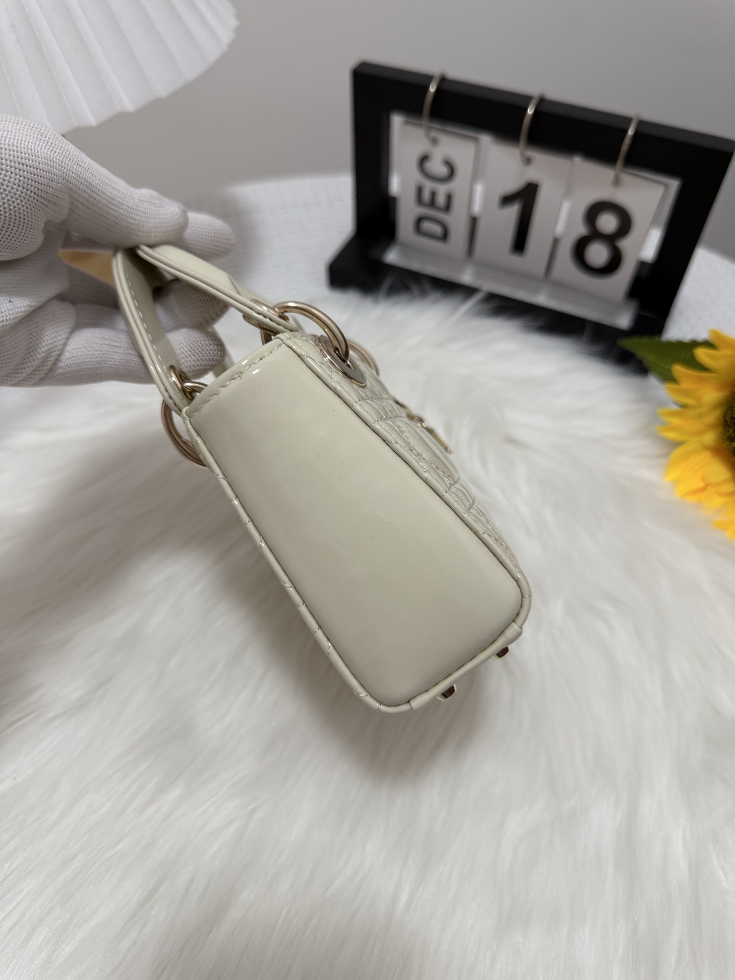 Lady Micro Bag,White Patent Leather,Iconic Letter Hardware,Compact Design 2 i1747582395521 8442 0 1