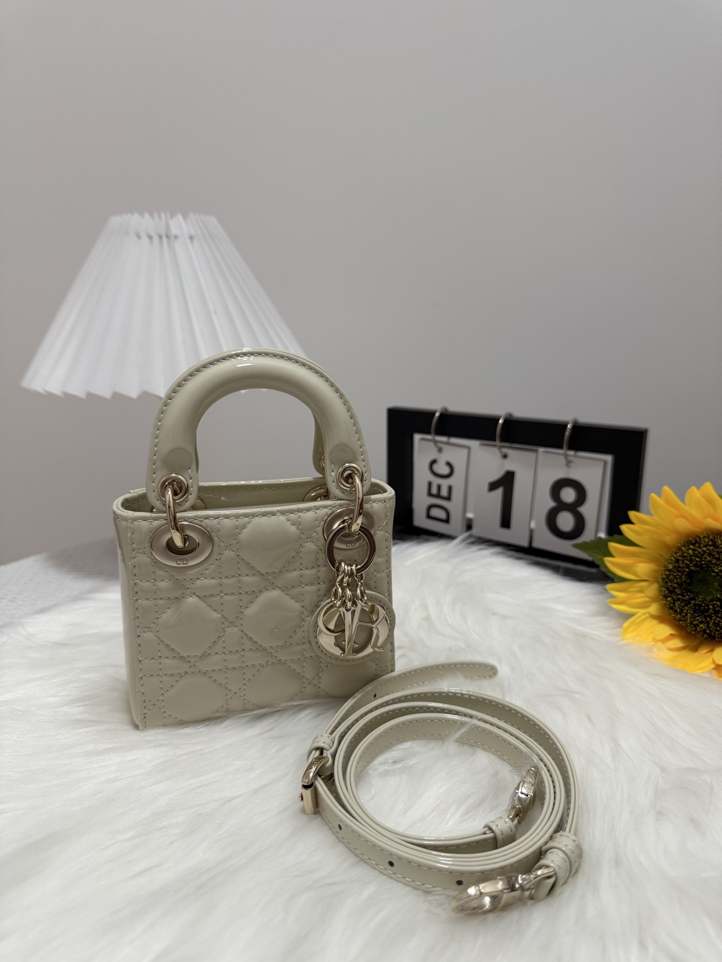Lady Micro Bag,White Patent Leather,Iconic Letter Hardware,Compact Design 9 i1747582396419 4356 0 8