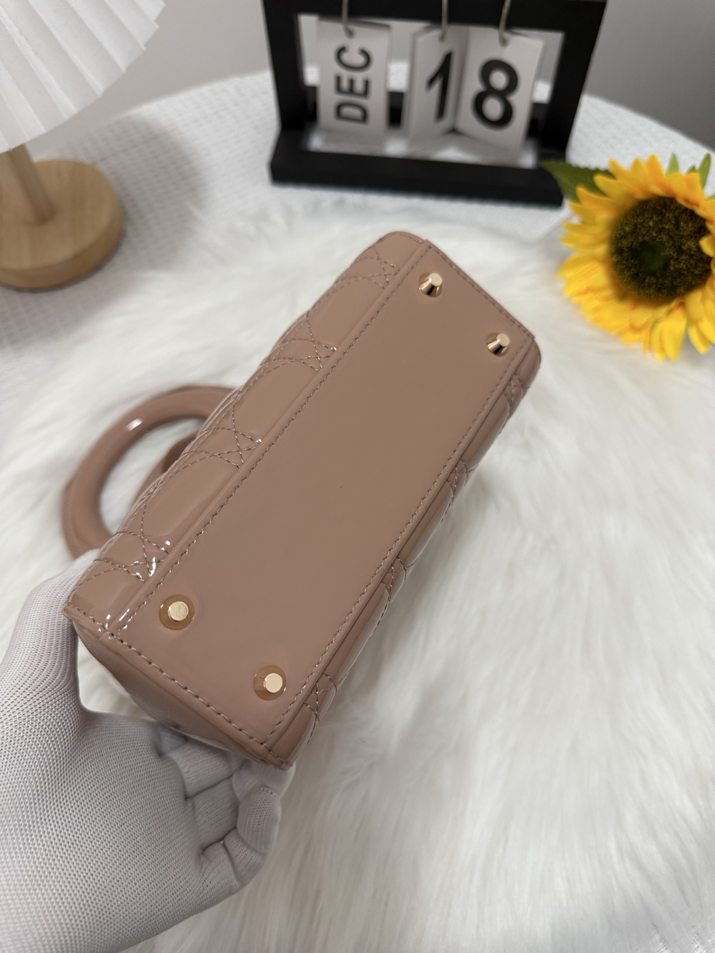 Dior Lady Dior Mini Bag Apricot Patent Leather with Chain Strap 5 i1747582506612 8327 0 3