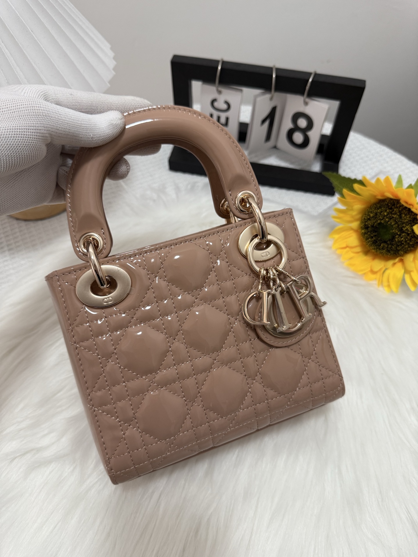 Dior Lady Dior Mini Bag Apricot Patent Leather with Chain Strap 2 i1747582506707 4514 0 0