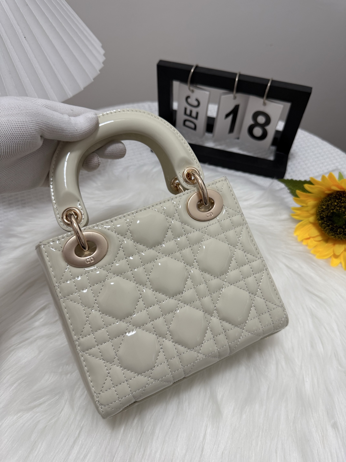 Dior Lady Dior Mini Bag White Patent Cannage Leather, Detachable Chain 4 i1747582538253 3302 0 2