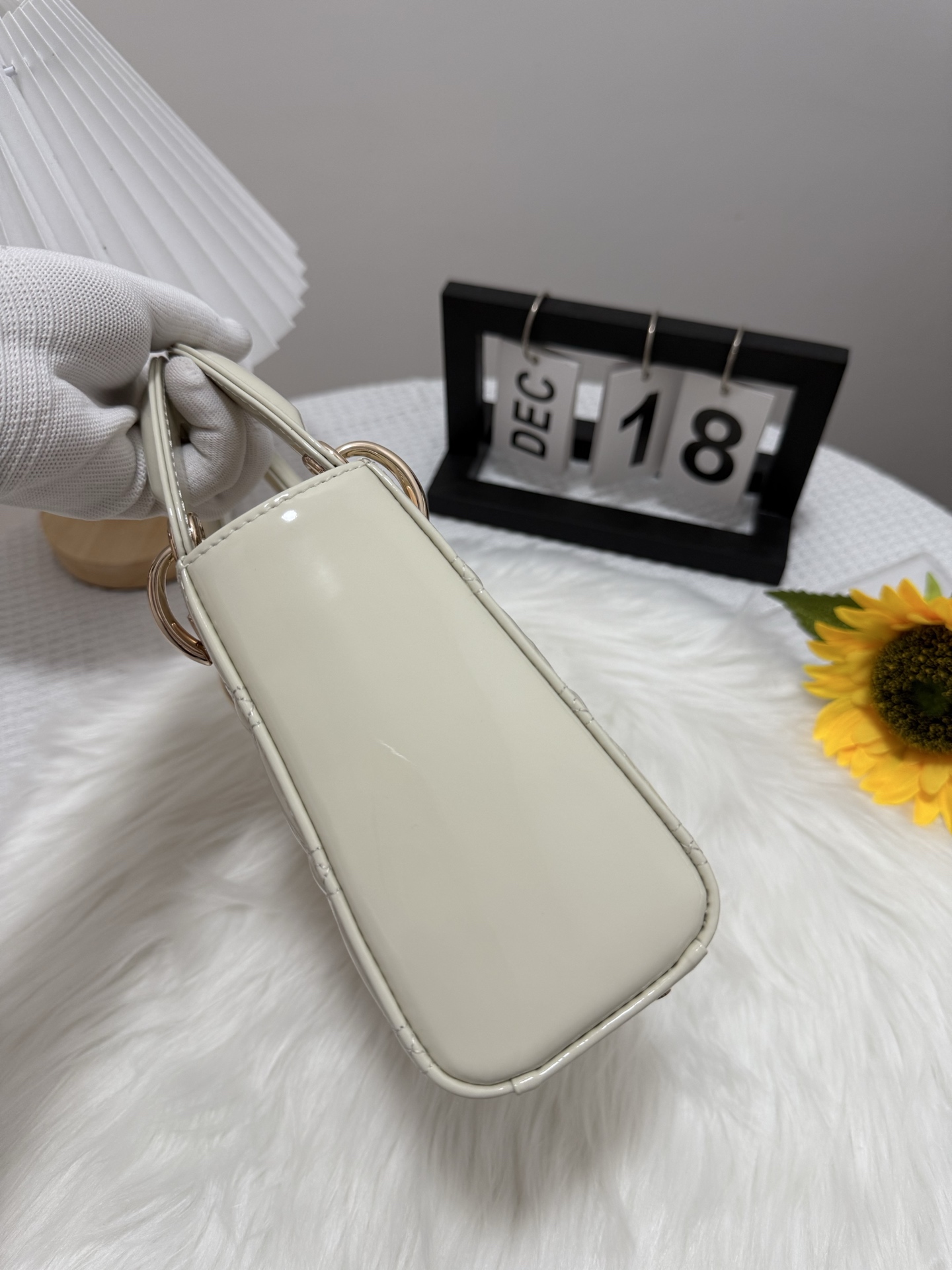 Dior Lady Dior Mini Bag White Patent Cannage Leather, Detachable Chain 3 i1747582539517 5741 0 1