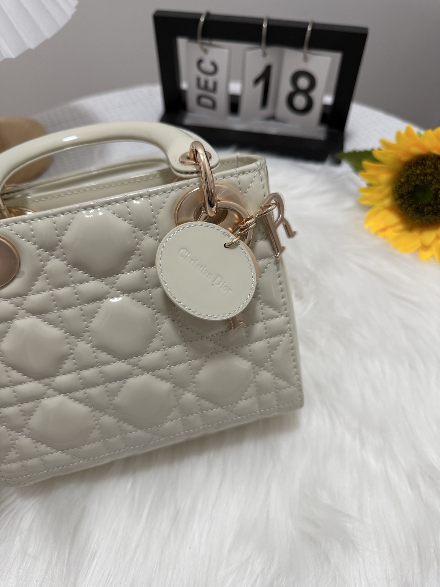Dior Lady Dior Mini Bag White Patent Cannage Leather, Detachable Chain 9 i1747582539524 3312 0 7