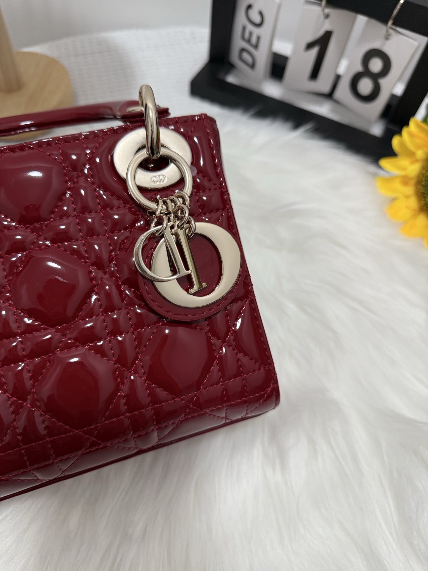 Dior Lady Dior Mini Bag Cherry Red Patent Leather with Charms 7 i1747582641989 9783 0 5