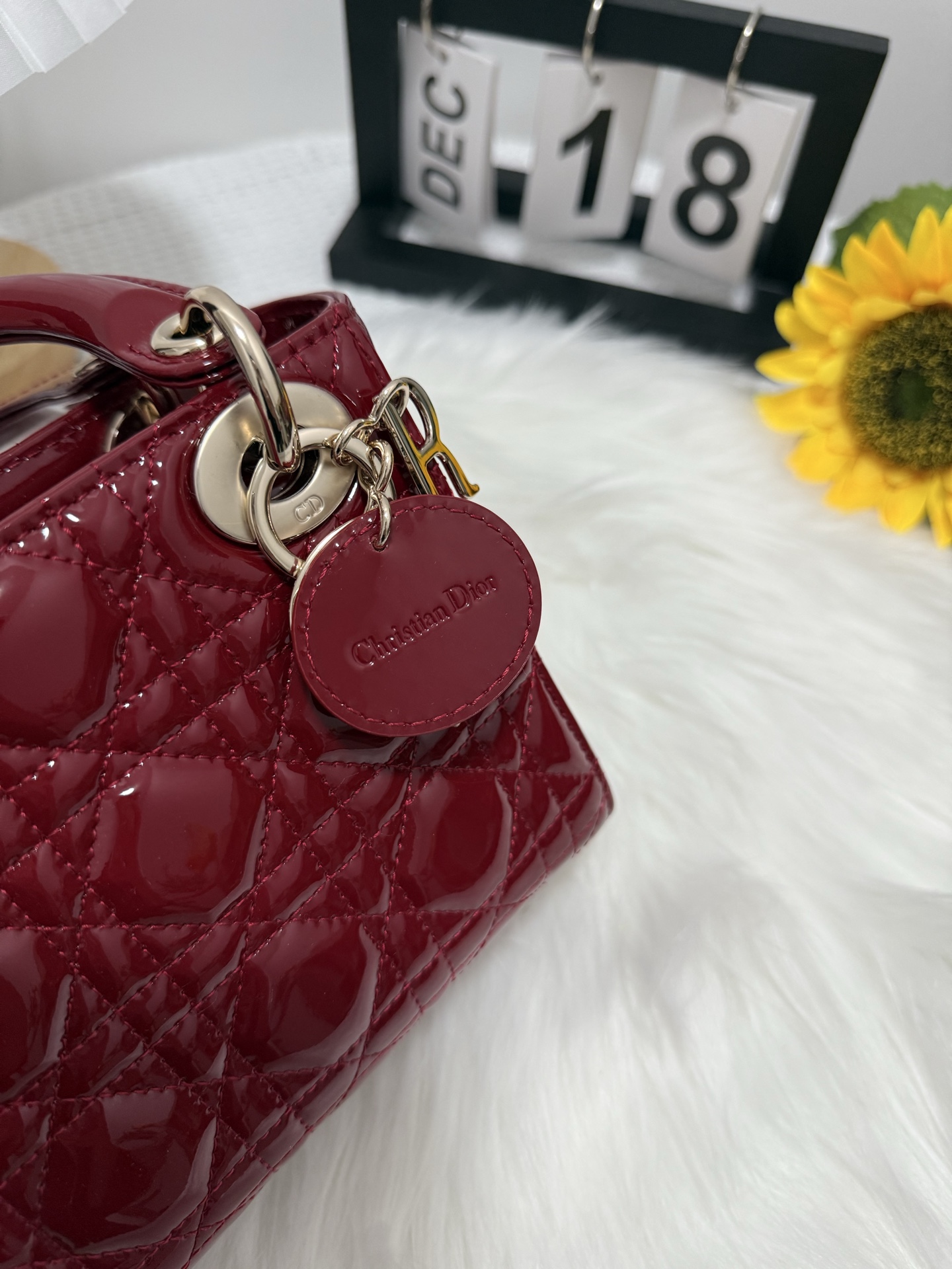 Dior Lady Dior Mini Bag Cherry Red Patent Leather with Charms 8 i1747582642091 7534 0 6