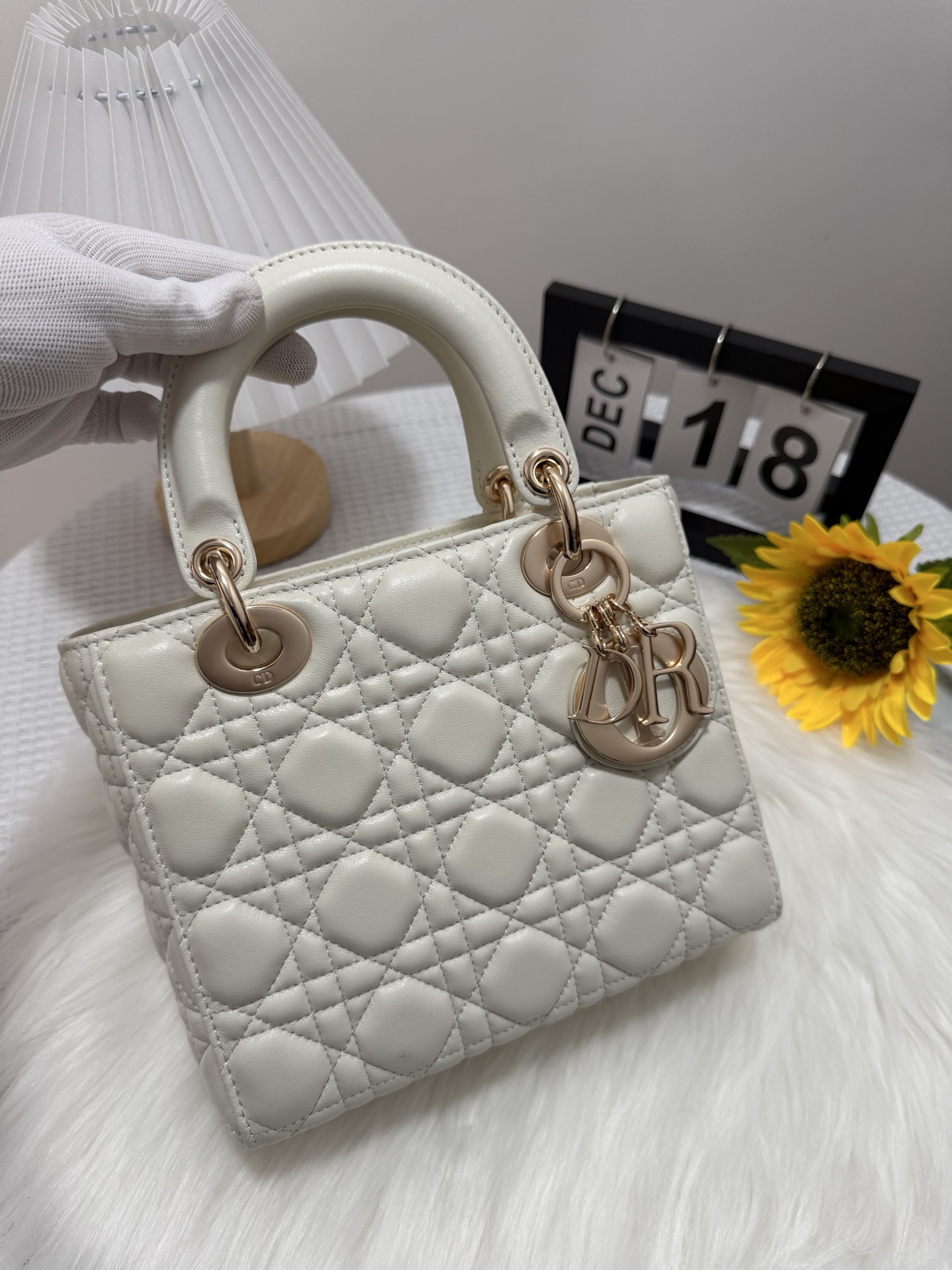 Dior Lady Dior Small Bag White Lambskin with Cannage Stitching 2 i1747583697387 162 0 0