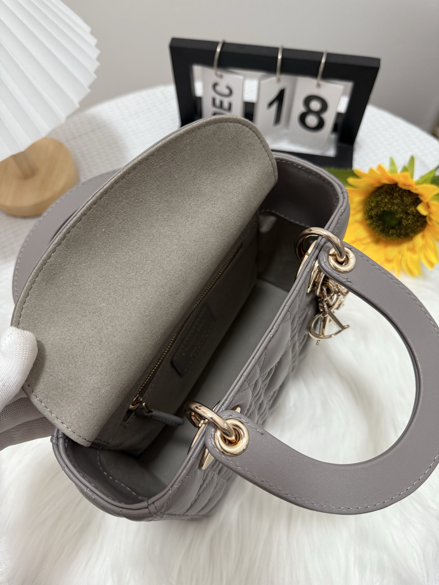 Lady Dior Gray Lambskin Handbag, 20 x 17 x 8 cm, Iconic Design 7 i1747583950372 8731 0 5