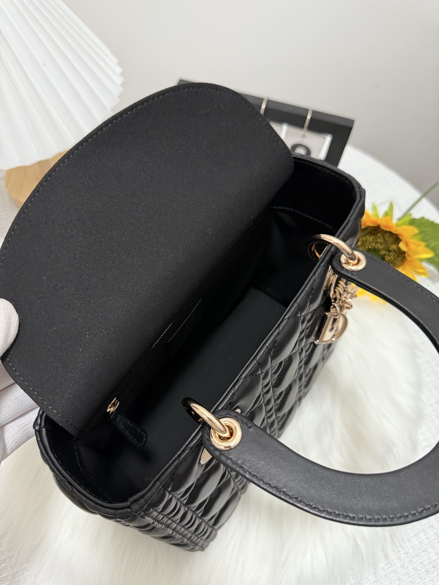 Elegant Lady Five-Compartment Black Handbag, a Classic Design Updated 7 i1747585985514 9970 0 5