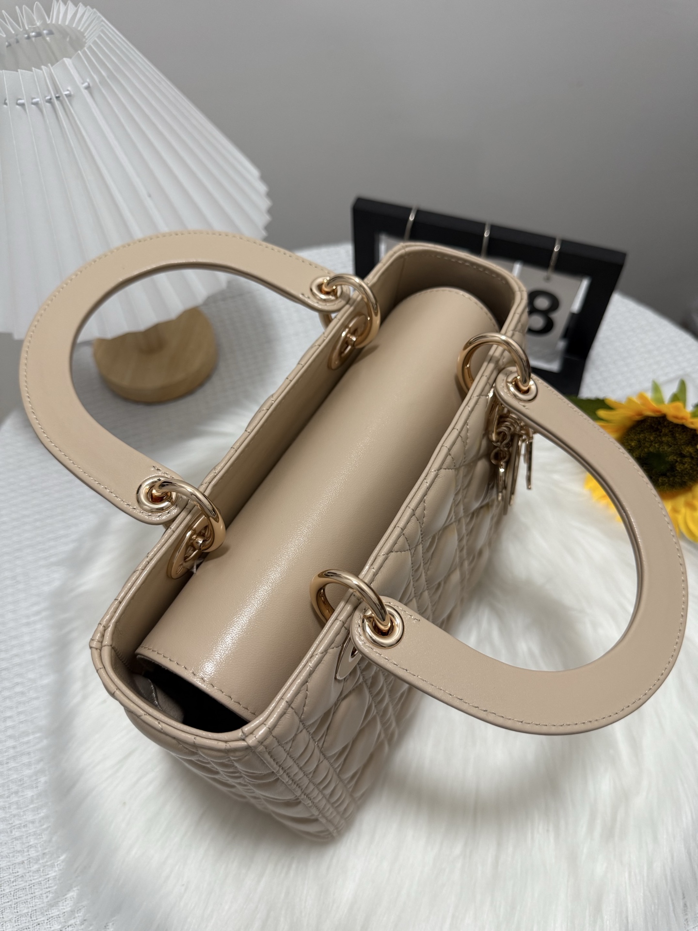 Elegant Quilted Lady Bag with Flap Closure - Beige, 24cm - Perfect Gift 6 i1747586121129 3938 0 4