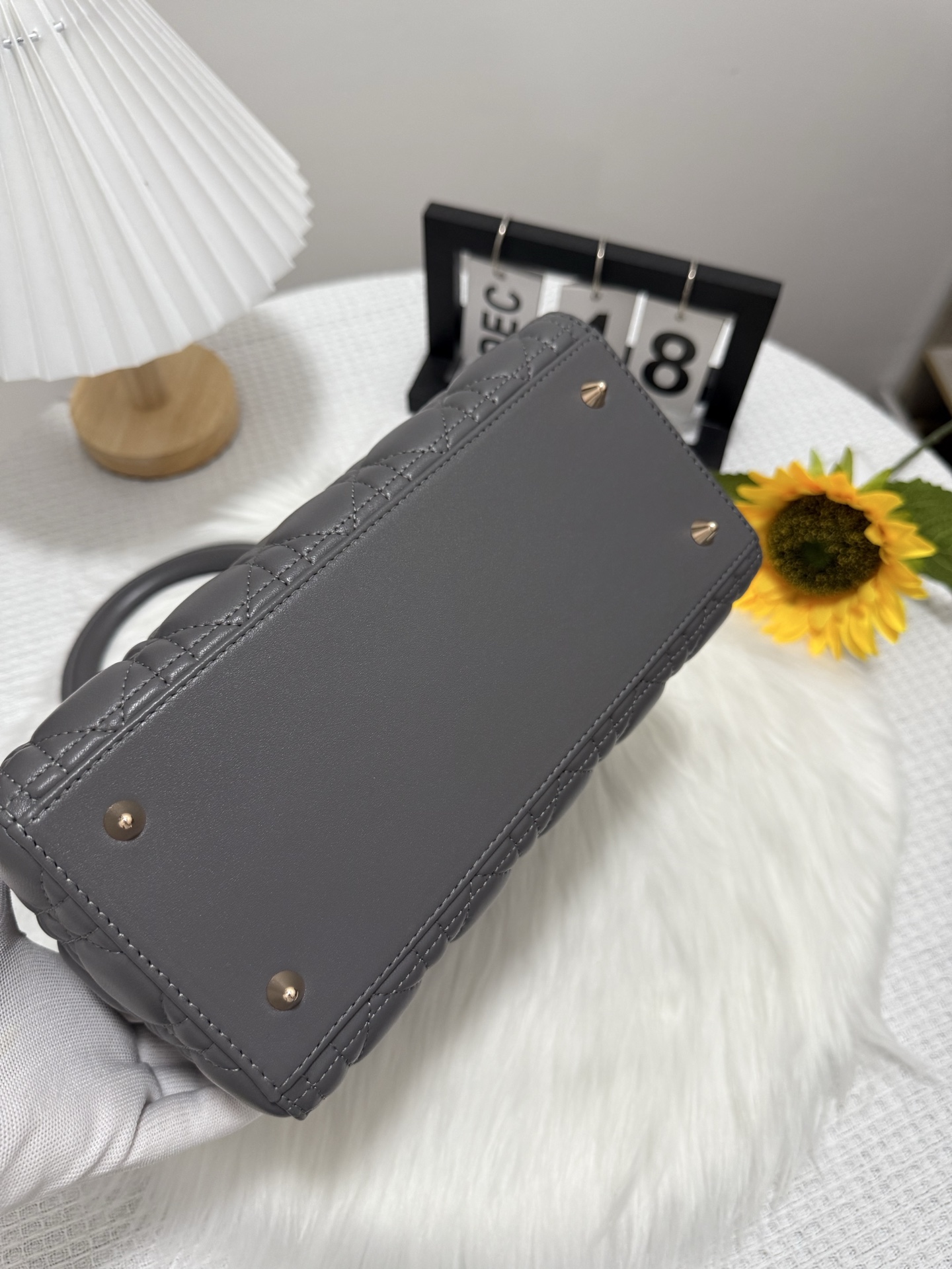Dior Lady Bag Five-Compartment Flap Classic Upgrade Gray 24cm 4 i1747586152022 8137 0 3