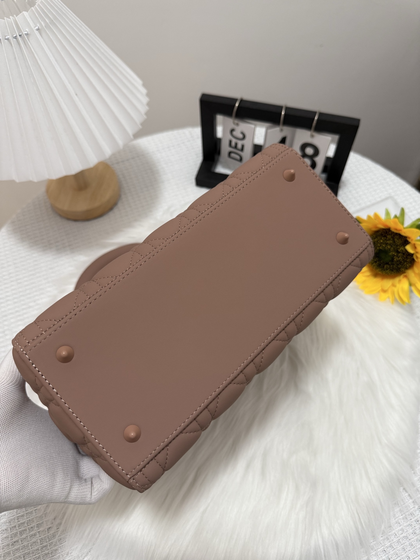 Lady Five-Compartment Flap Bag - Classic Design with Upgraded Details 4 i1747586335245 5041 0 3