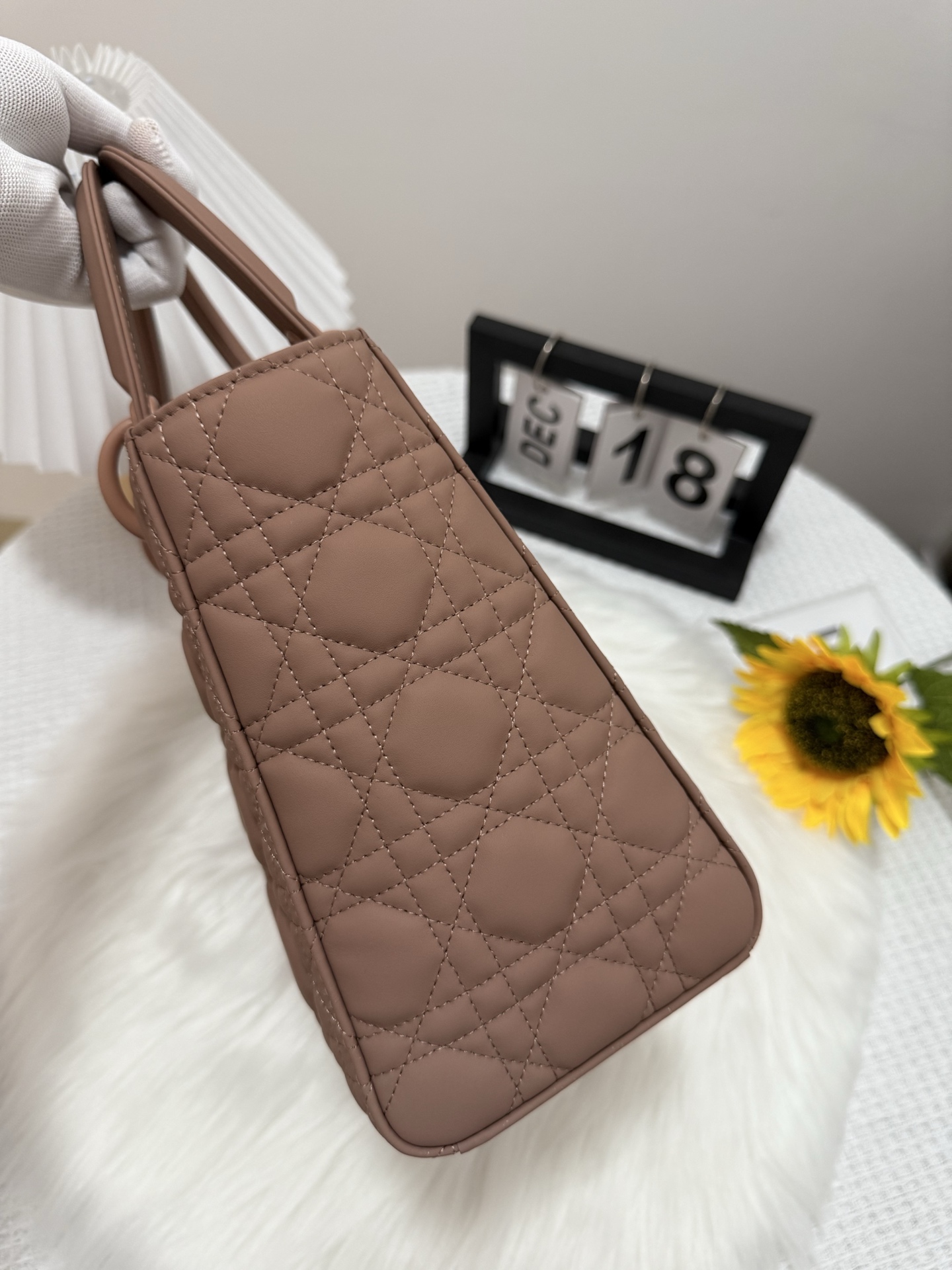 Lady Five-Compartment Flap Bag - Classic Design with Upgraded Details 2 i1747586336107 7889 0 1