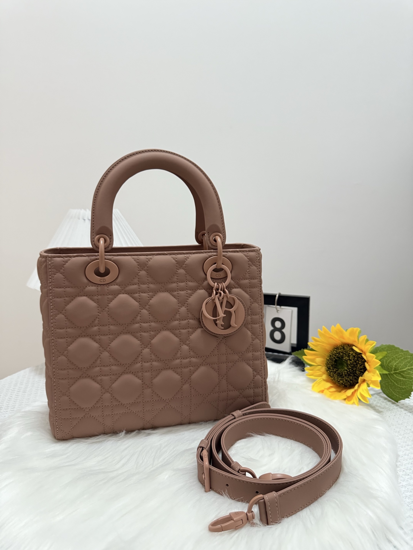 Lady Five-Compartment Flap Bag - Classic Design with Upgraded Details 9 i1747586336232 4792 0 8