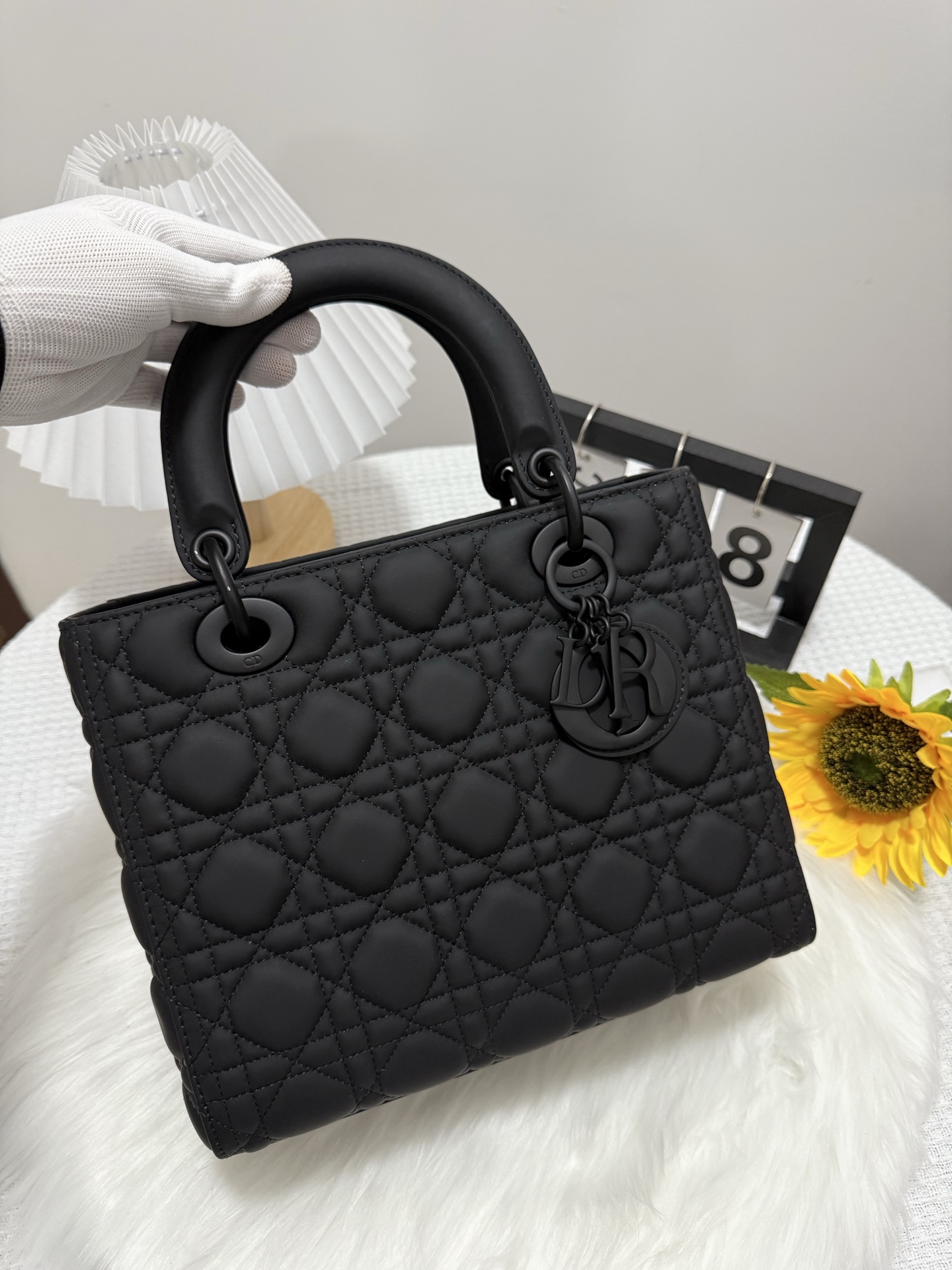 Elegant Black Lady Bag with Flap Closure & Quilted Design - 24cm 2 i1747586407369 6791 0 0