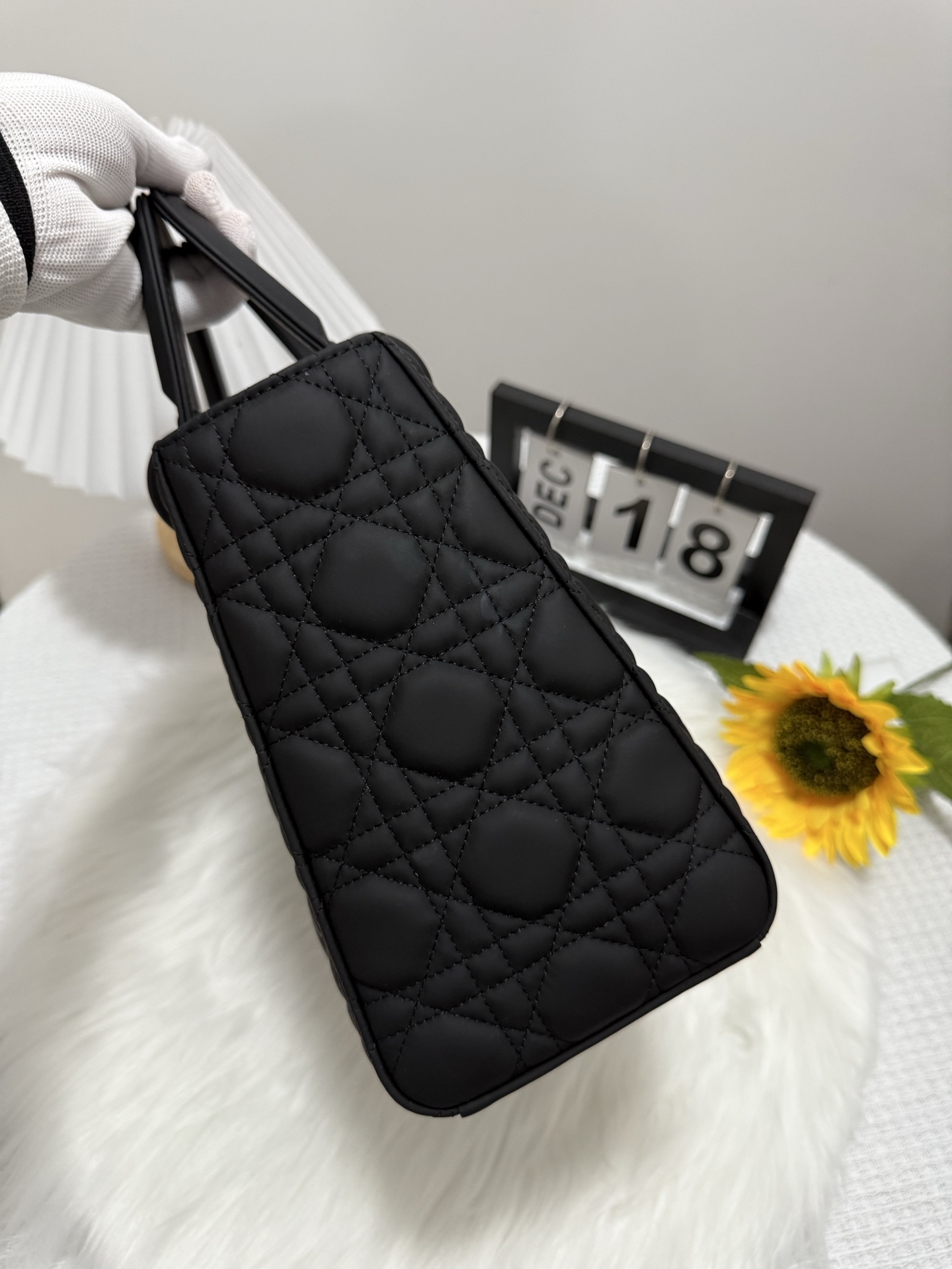 Elegant Black Lady Bag with Flap Closure & Quilted Design - 24cm 3 i1747586407420 8482 0 1