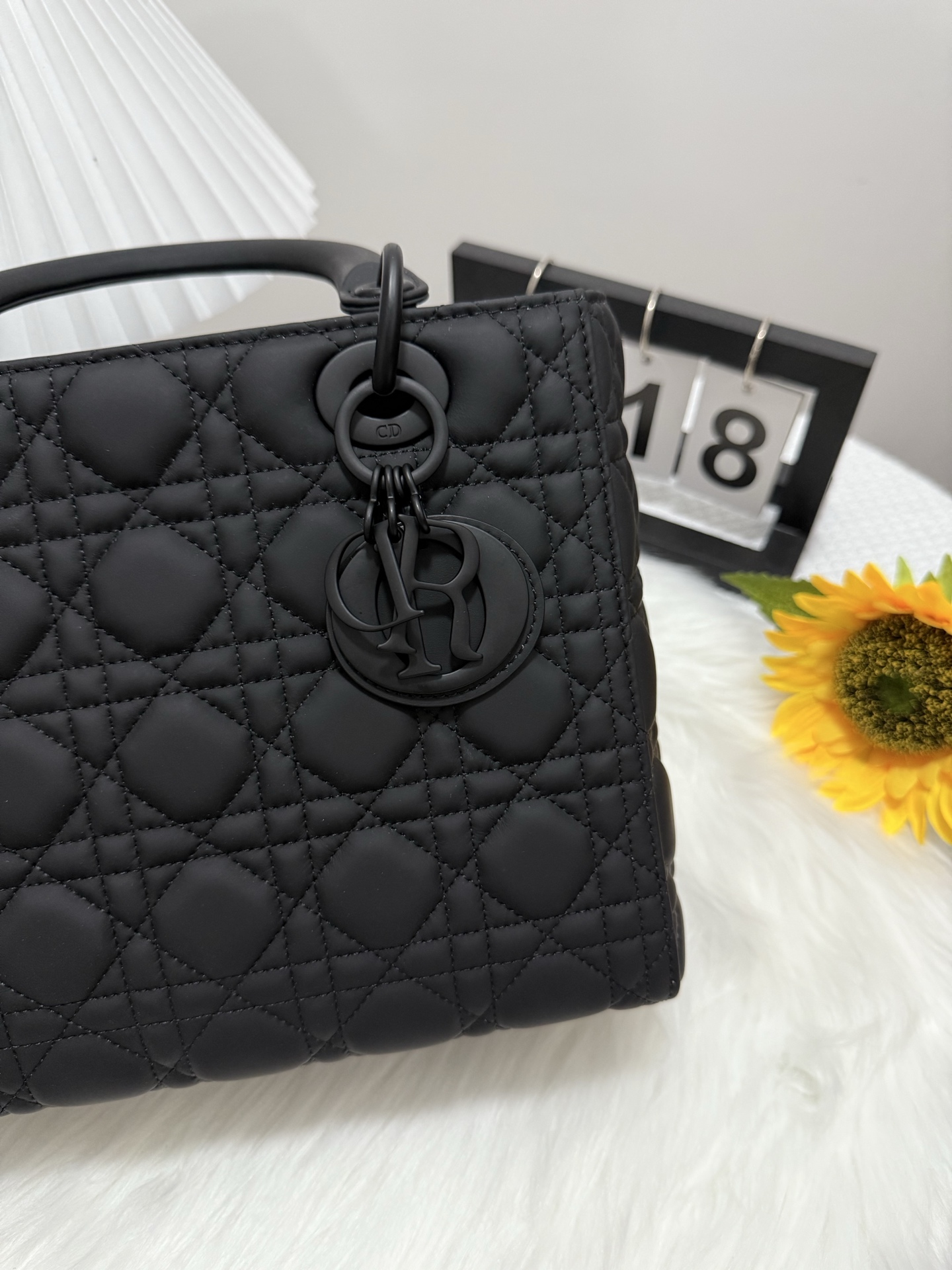 Elegant Black Lady Bag with Flap Closure & Quilted Design - 24cm 8 i1747586408663 7291 0 6