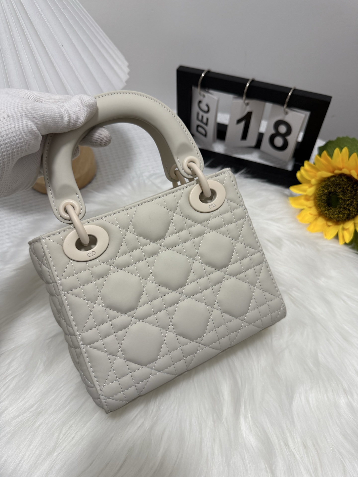 Lady Dior Mini Bag White Frosted Cannage Lambskin with Chain 4 i1747586637852 2927 0 2