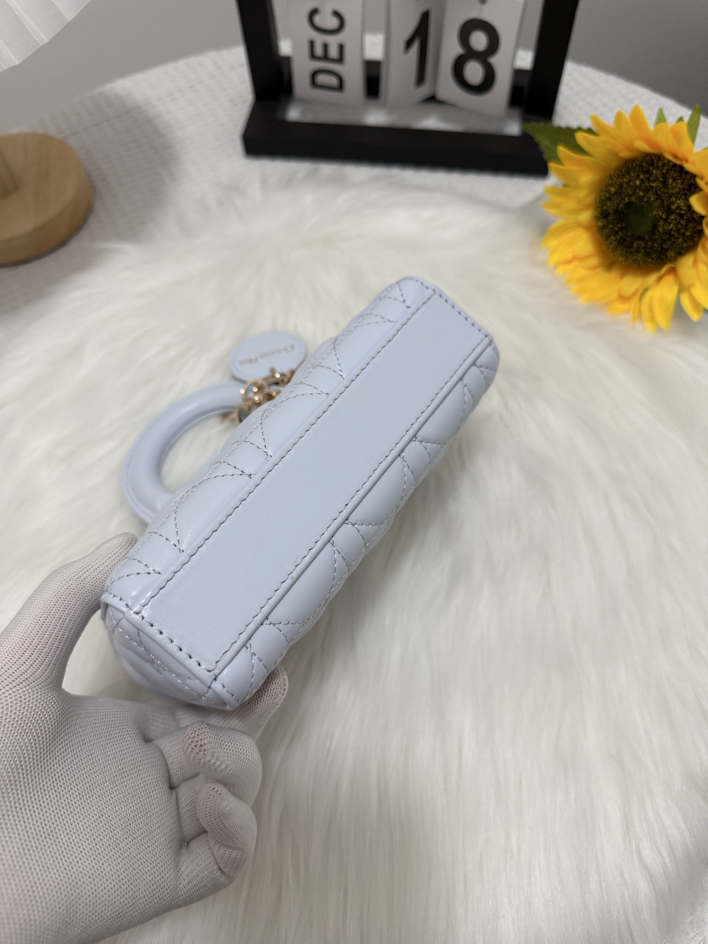 D-Joy Mini Bag Lambskin Ice Blue, A Retro Lady Top Handle Bag 5 i1747587032386 9989 0 3