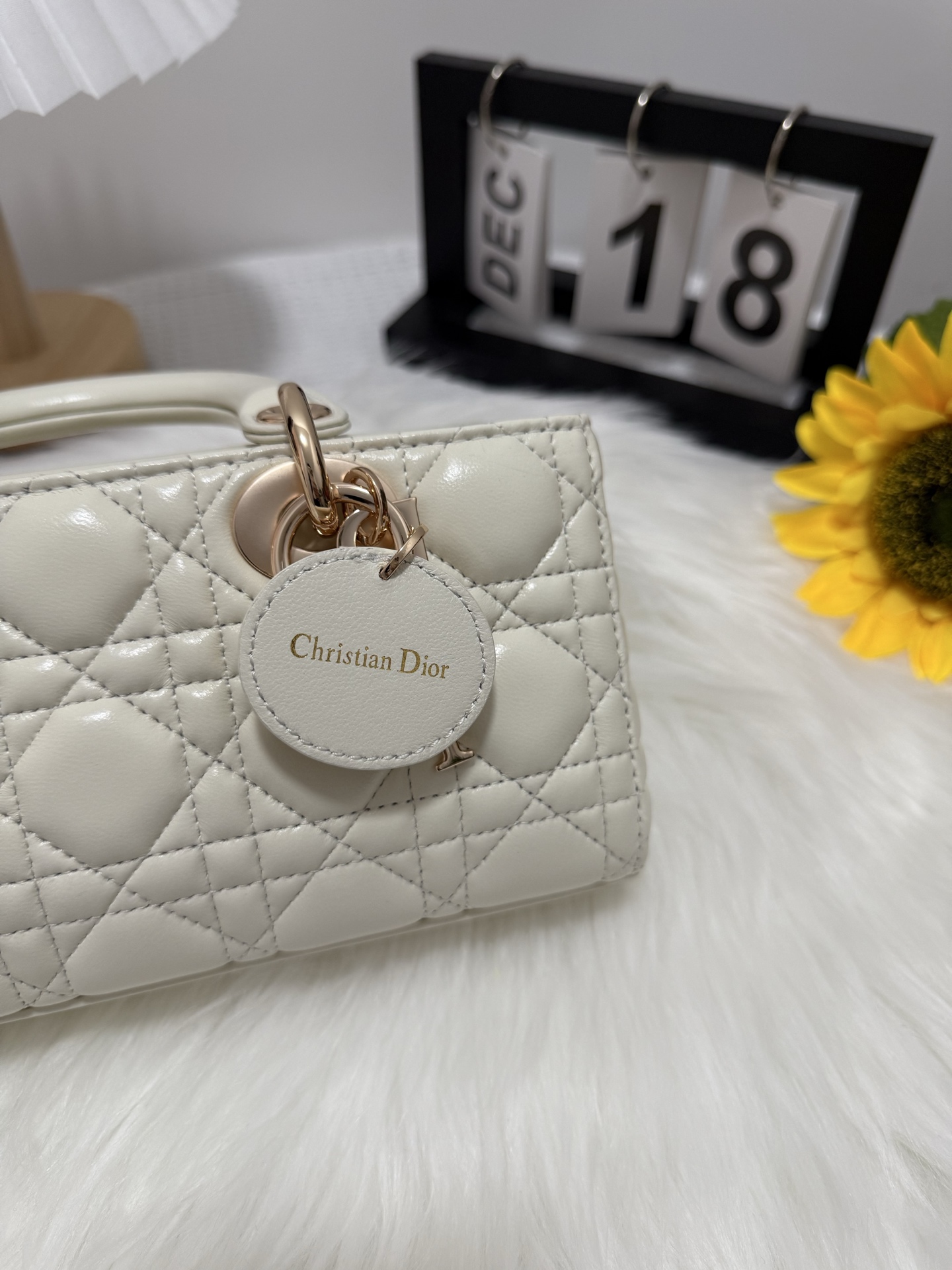Dior D-Joy Small White Bag,Lambskin, Diamond Pattern, Gold-Tone Metal Charms 8 i1747588092264 6760 0 7