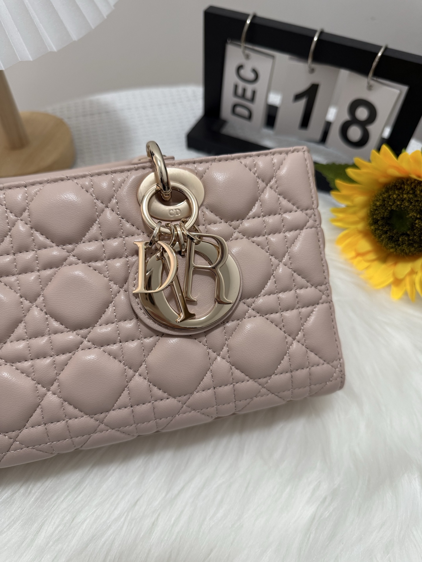 D-Joy Lambskin Bag, Large Size, Blossom Pink, Classic Cannage Stitching 8 i1747588760877 3446 0 6