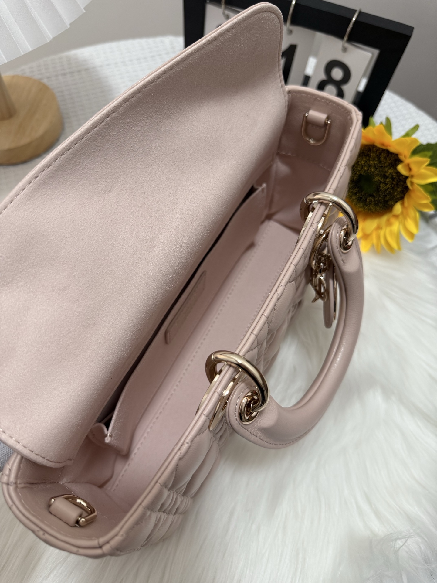 D-Joy Lambskin Bag, Large Size, Blossom Pink, Classic Cannage Stitching 7 i1747588760915 3762 0 5