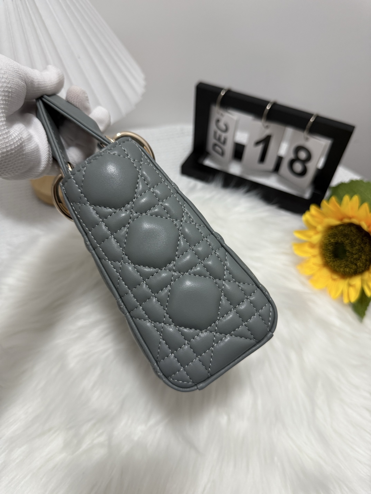 Lady Dior Mini Bag Gray Cannage Lambskin – Iconic Style, Detachable Chain 2 i1747589299275 7671 0 1