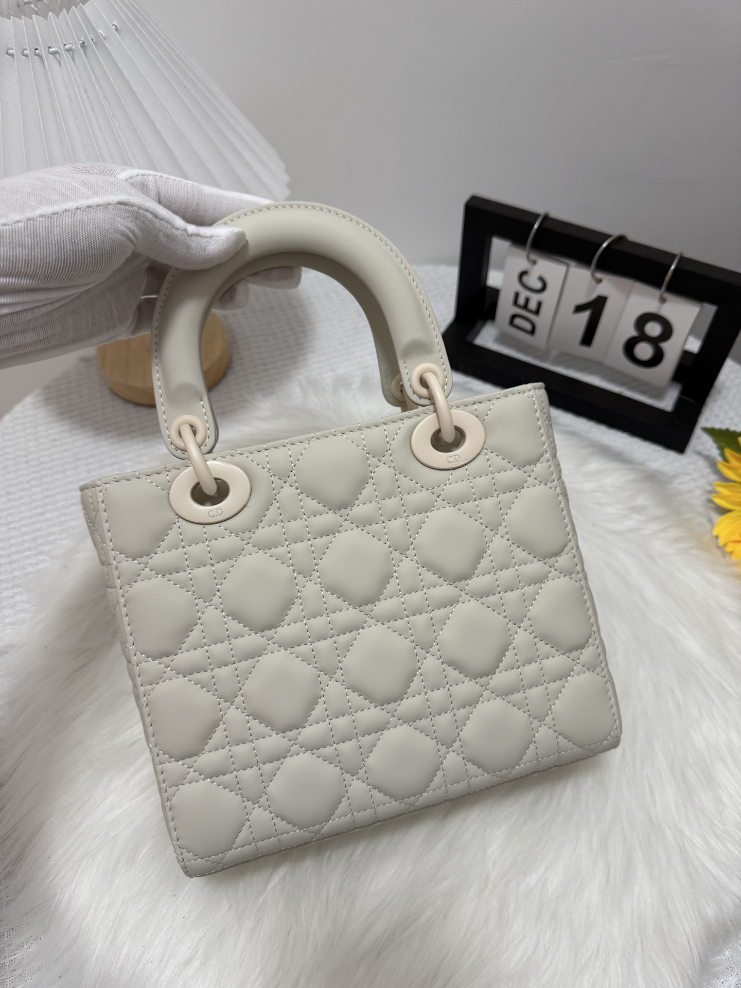 Lady Dior Mini Bag - White Lambskin with Cannage Stitching 4 i1748151687122 5318 0 2