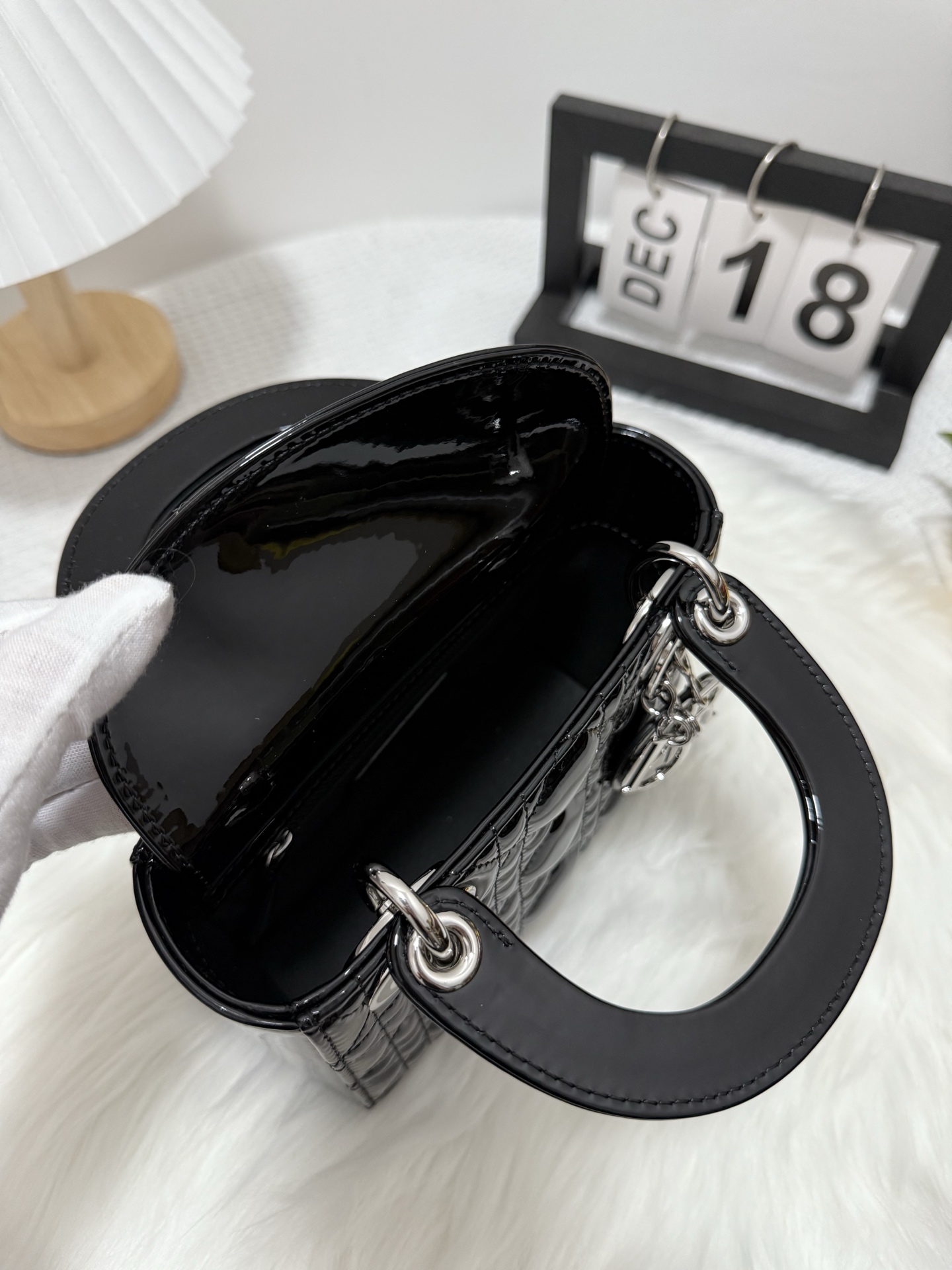 Dior Lady Dior Mini Bag Black Patent Leather with Silver Hardware 6 i1748162063342 2288 0 5