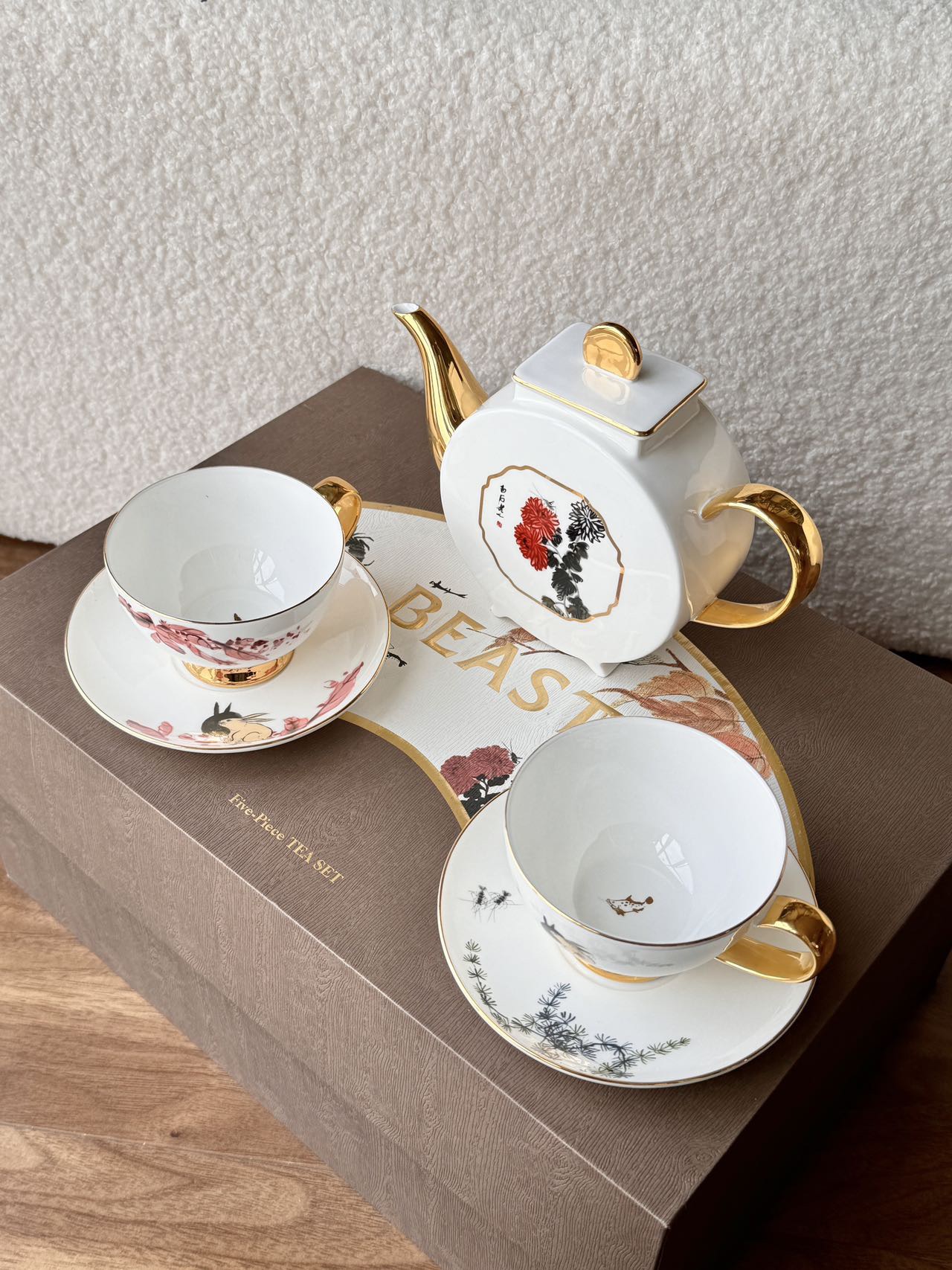 Featuring motifs inspired by the classical Chinese paintings of master a - Comprehensive 7