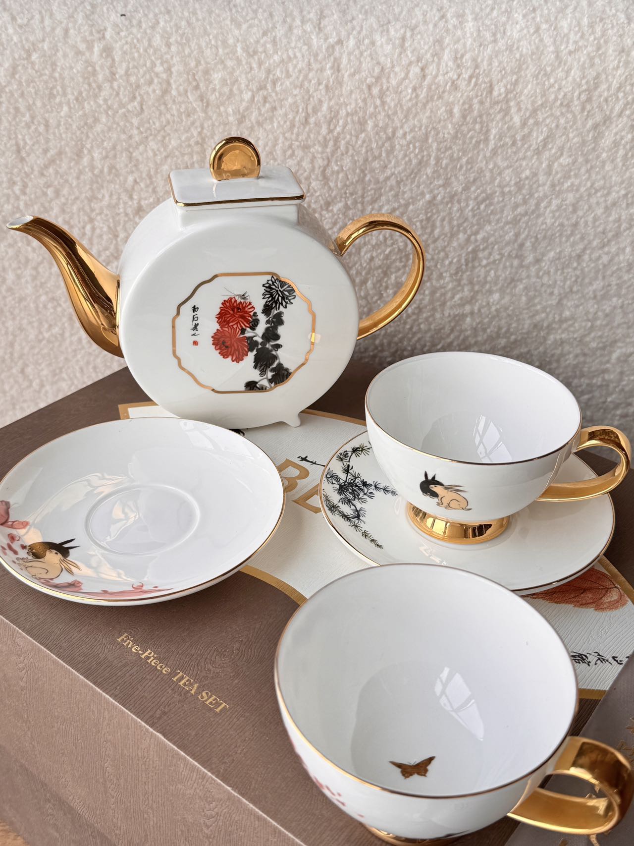 Featuring motifs inspired by the classical Chinese paintings of master a - Comprehensive 5