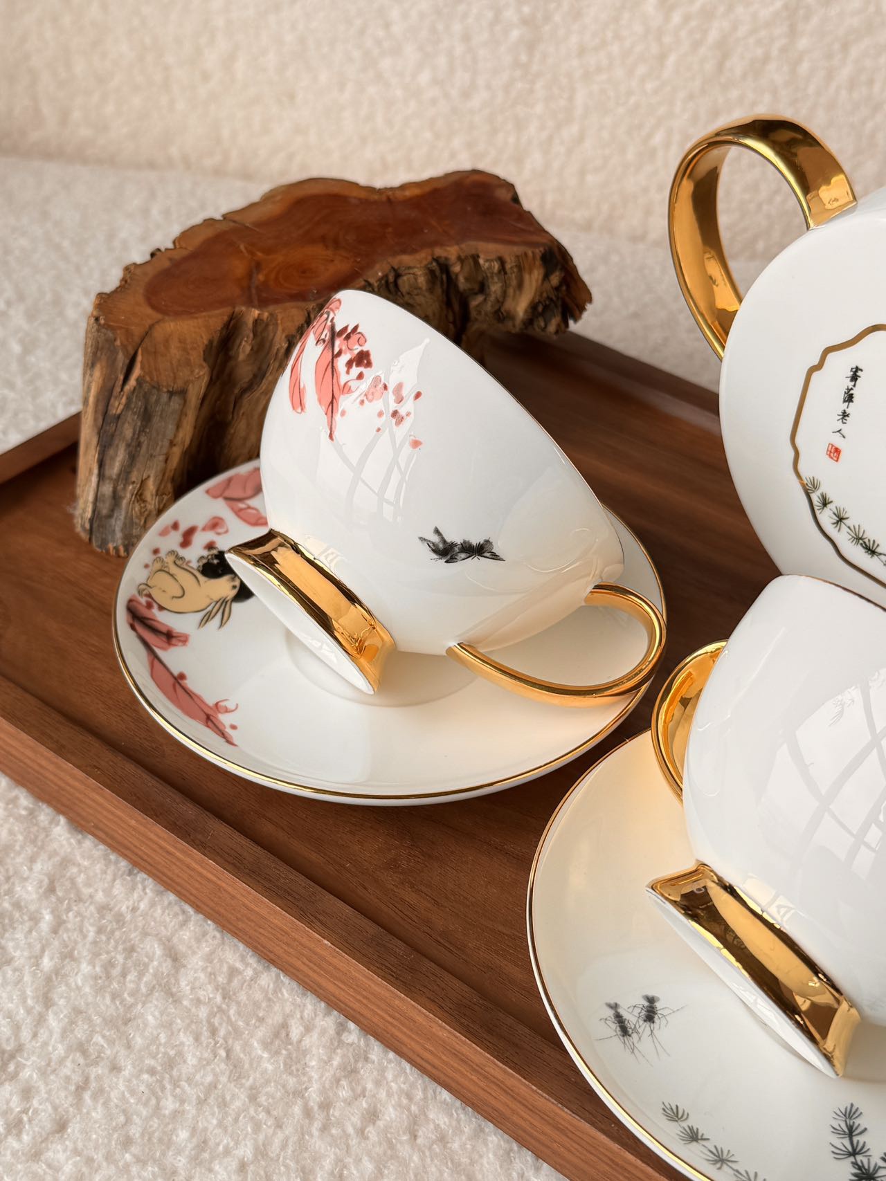 Beyond mere utility, fine tableware serves as an expression of refined - Comprehensive 6