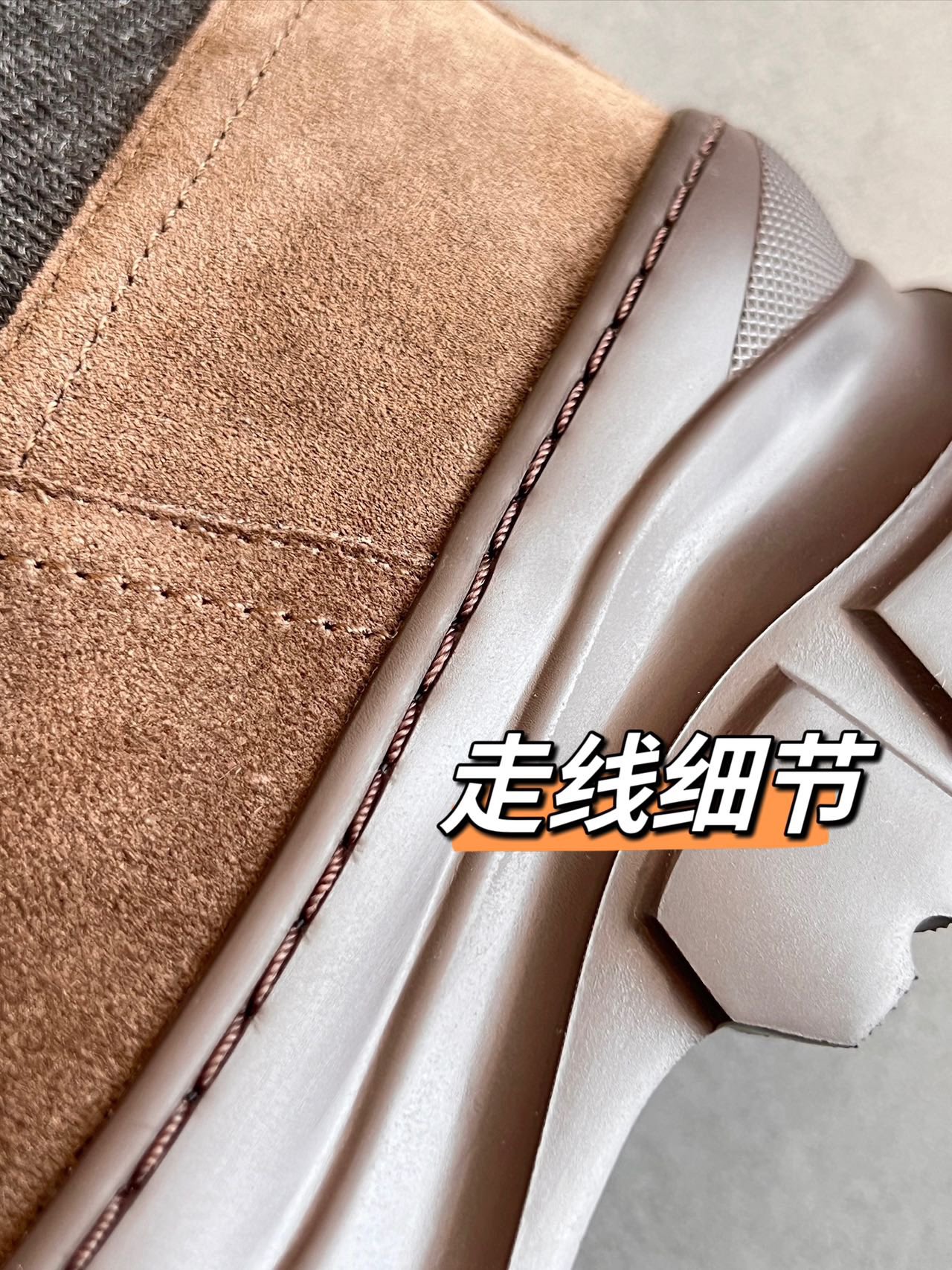 他们家标志性Monili 链饰细节、踝部袜式设计、logo皮质鞋垫、橡胶抓地鞋底细节都有 7