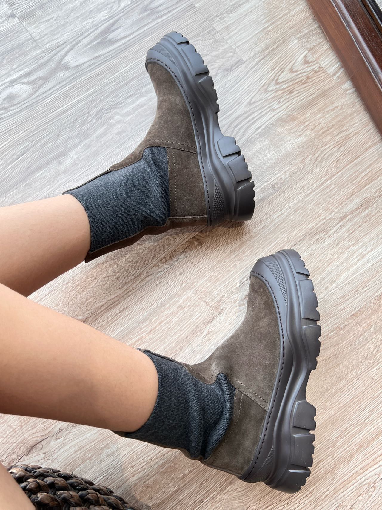 Crafted with a leather shaft paneled in a blended wool textile, this des - Comprehensive 2