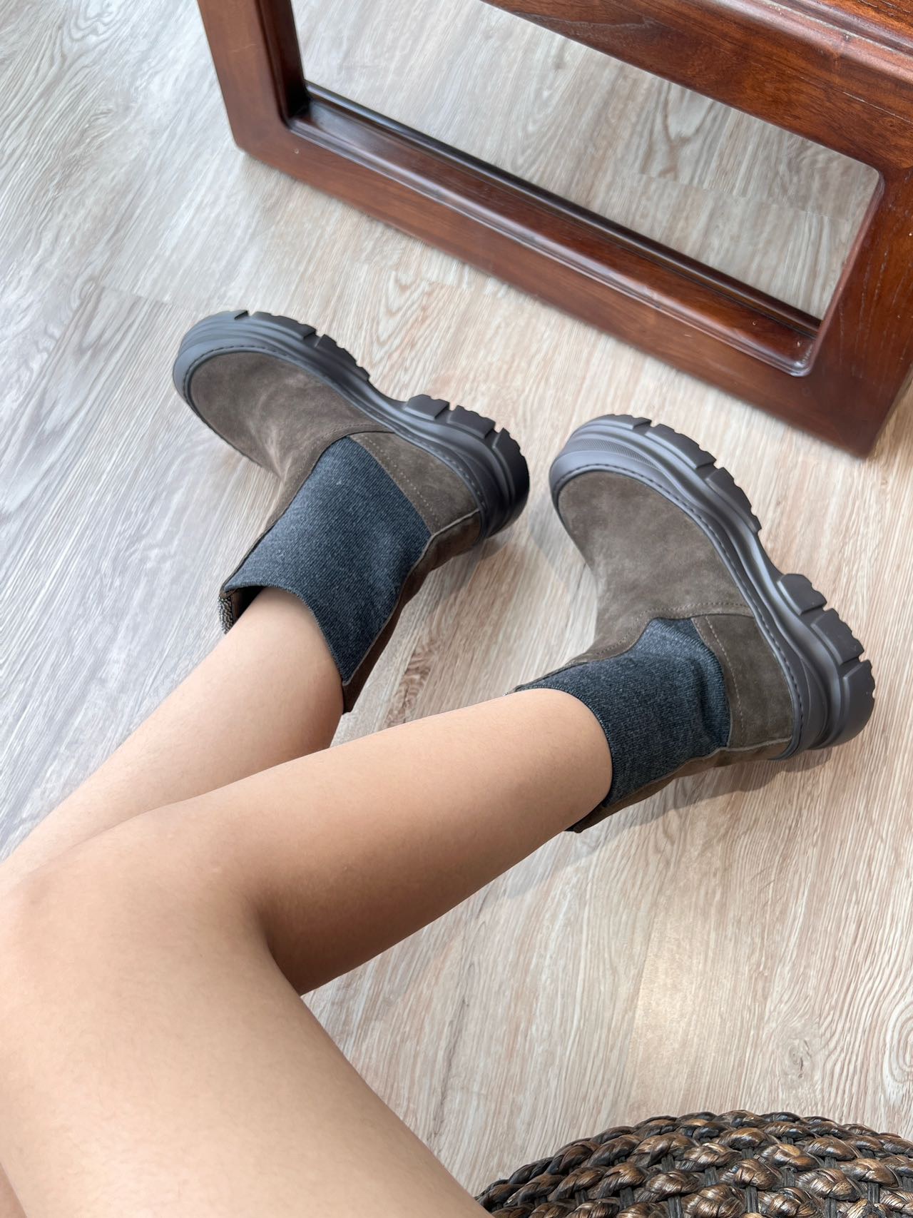 Crafted with a leather shaft paneled in a blended wool textile, this des - Comprehensive 3