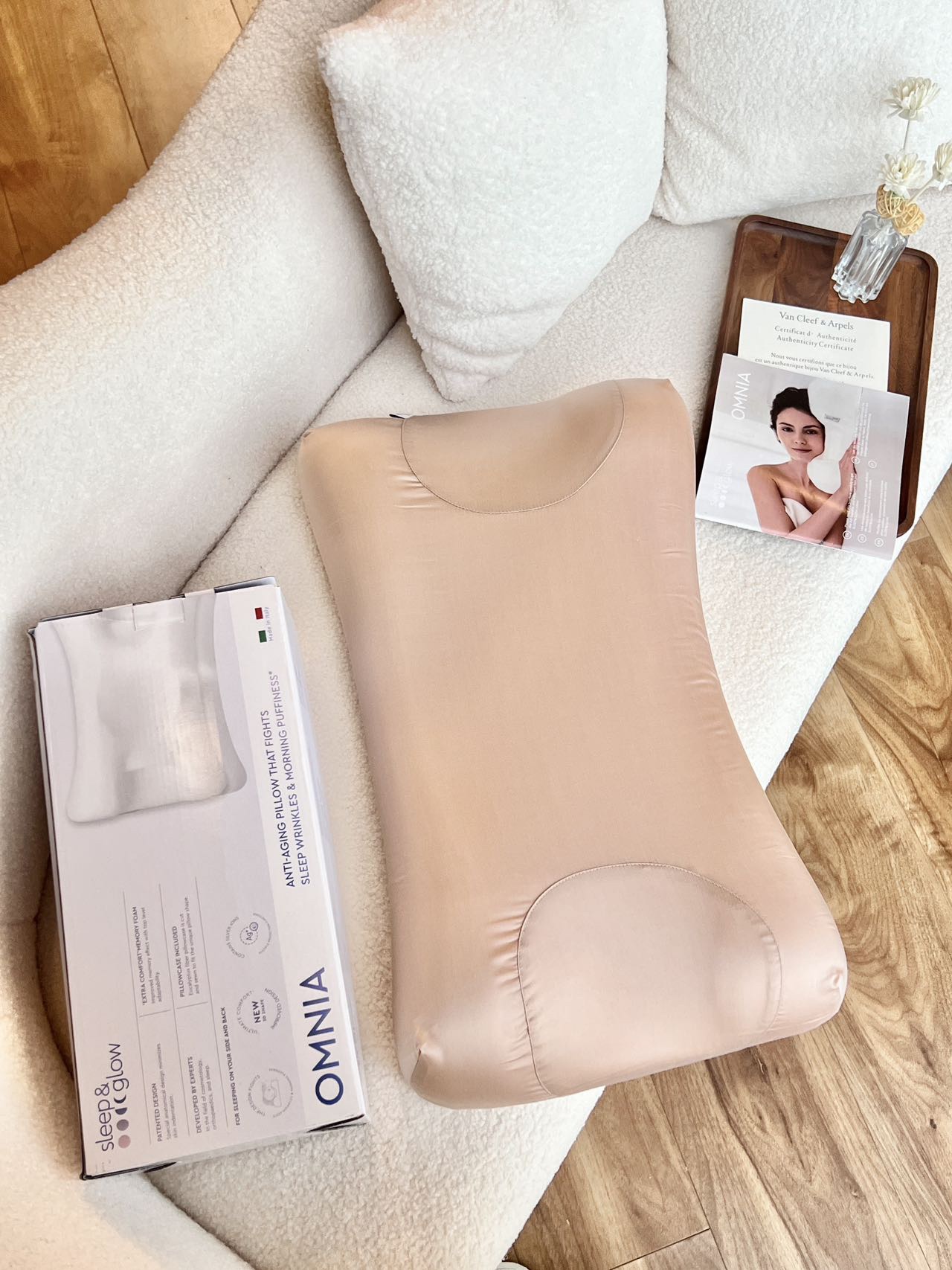 Designed to provide targeted neck and shoulder support, this zero-pressu - Comprehensive 4