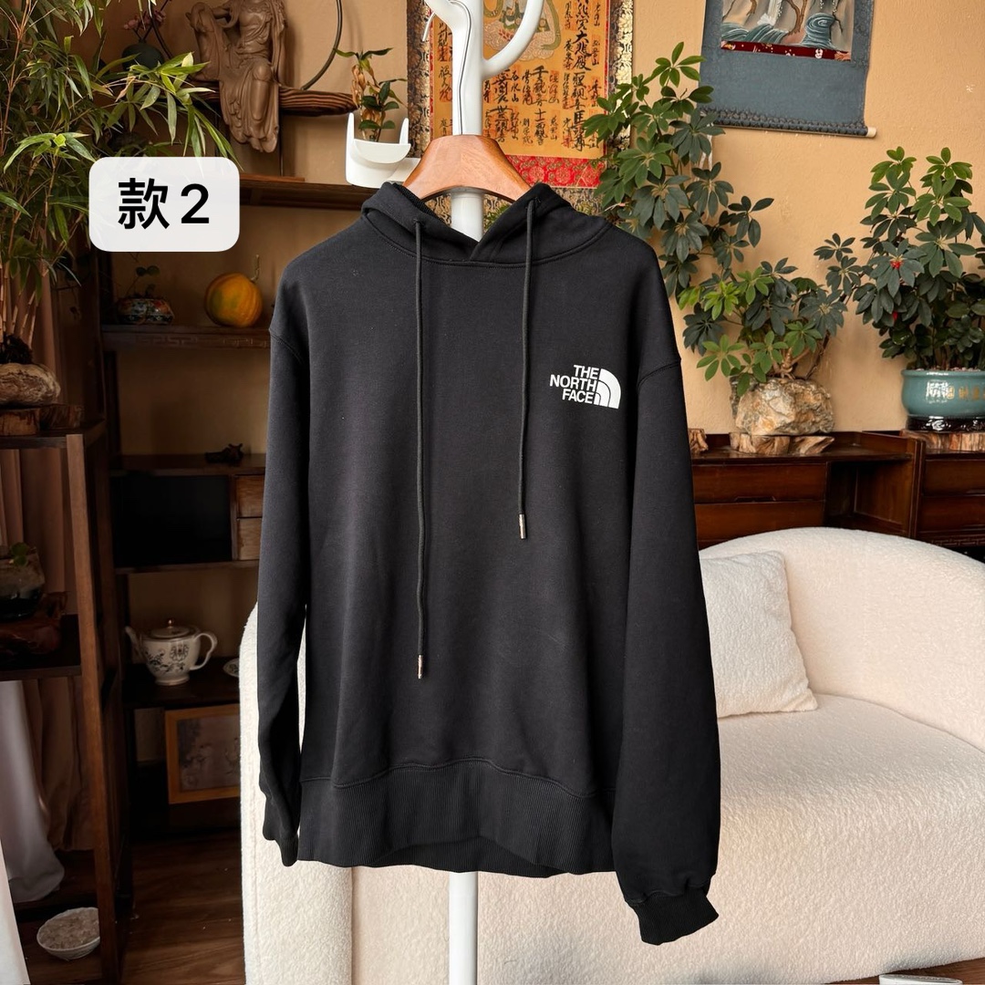 Crafted from a refined cotton fabric with a smooth surface and distinct  - Comprehensive 2