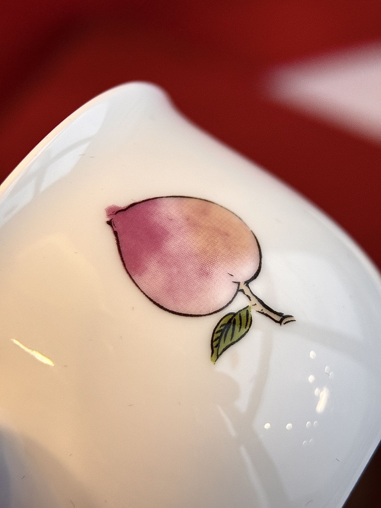 莹润白瓷釉上彩,邂逅贴花工艺为茶具注入现代表达,灵动演绎东方浪 5
