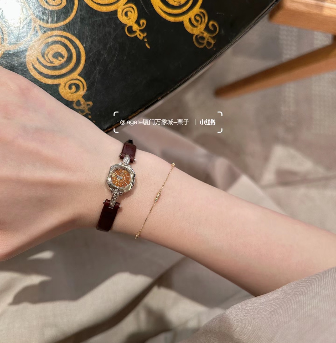 bracelet-inspired silhouette designed to hold every passing moment and - Comprehensive 4