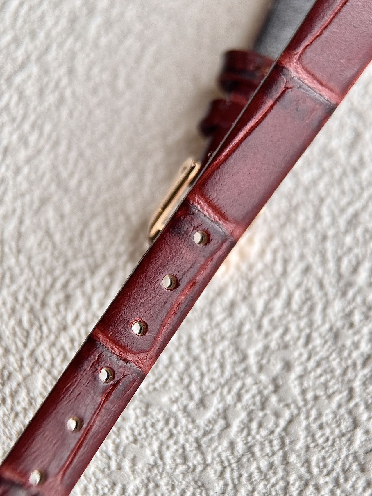 A bracelet-style jewelry timepiece designed with detailed craftsmanship - Comprehensive 3