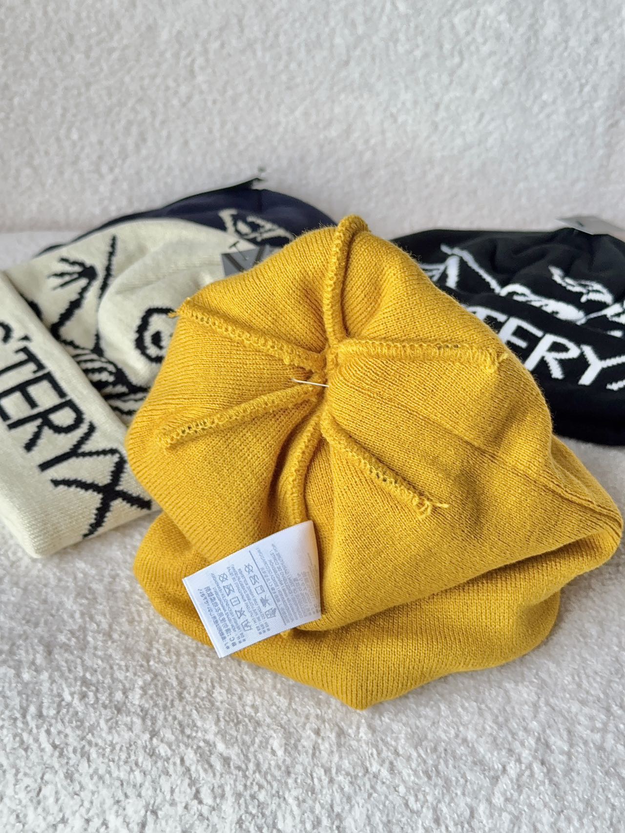 Van Cleef & Arpels Haute Couture Haute Couture Designer Cap Hat Ref 4