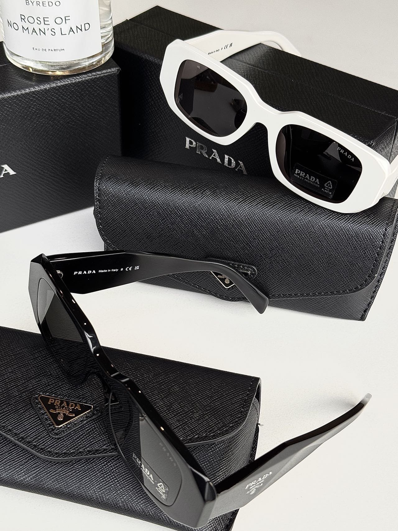 Included Accessories: - Comprehensive 3