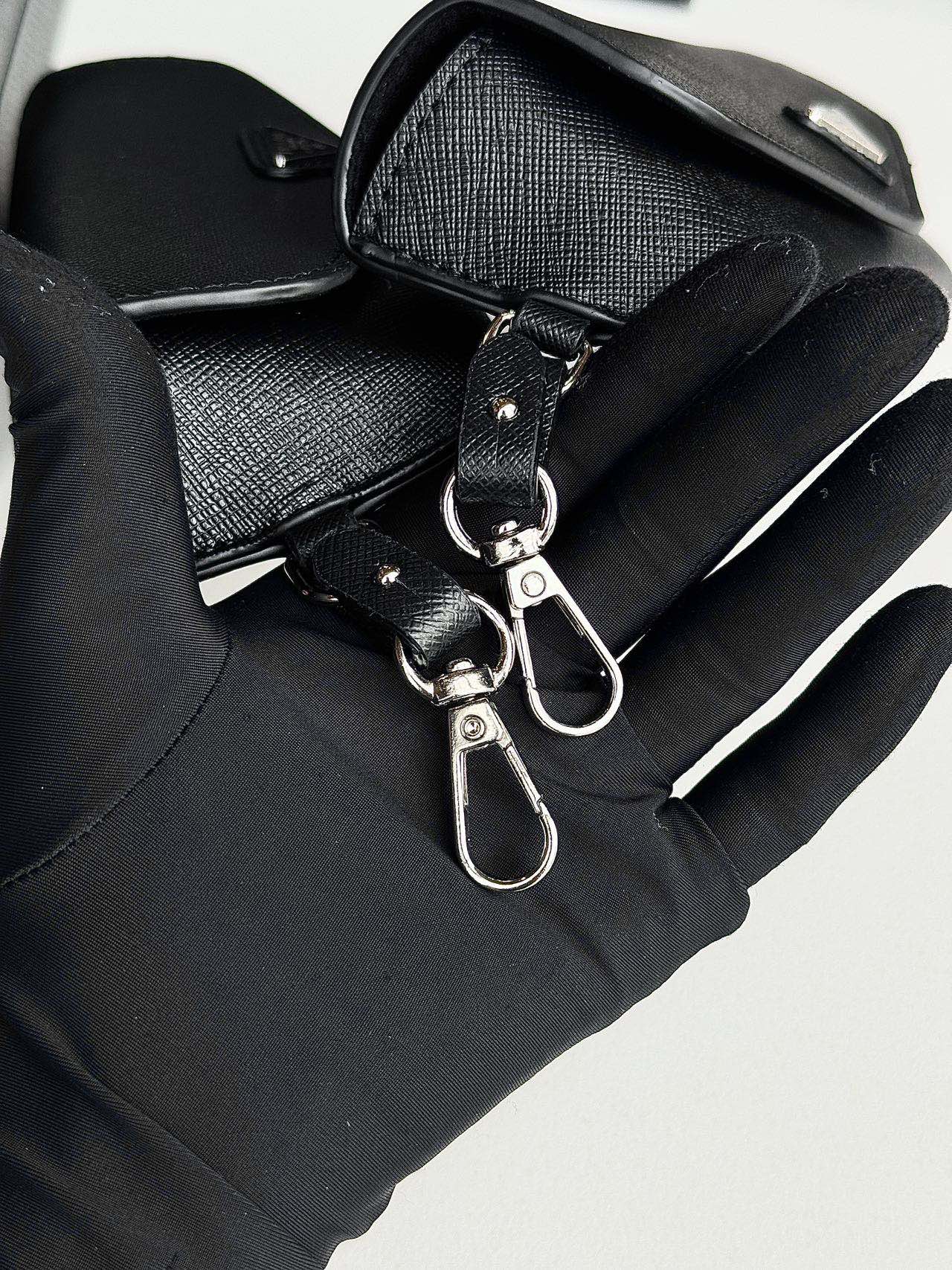 Included Accessories: - Comprehensive 8
